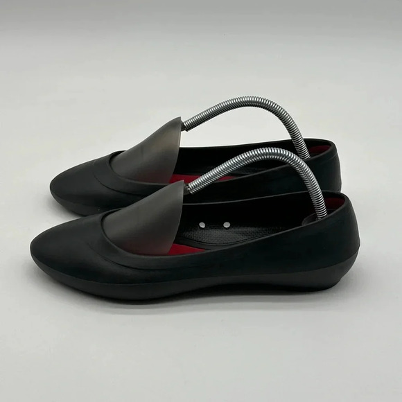 Crocs Pointed Toe Ballet Flats Black Womens Size 9 Iconic Comfort Lina Slip On - Picture 7 of 10